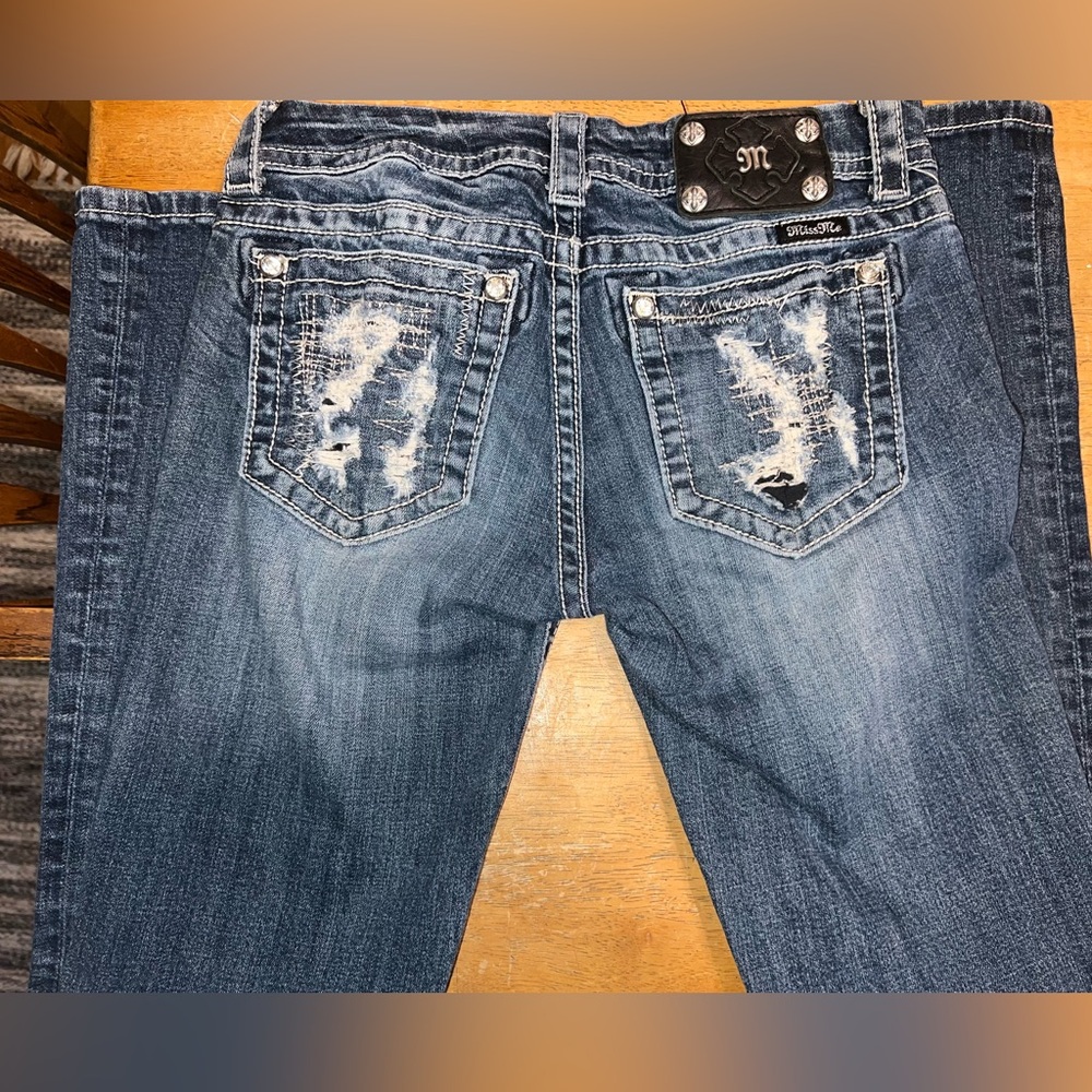 Buckle Jeans